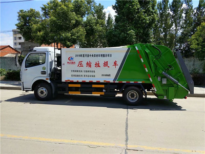 天门市环卫作业利器 东风多利卡垃圾挤压车与解放环卫垃圾车及中转站设备概览